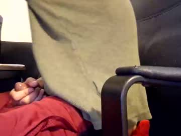 Honey1088 Chaturbate stream image from April 25, 2025