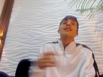 Pavo_Tv Chaturbate stream image from April 25, 2025