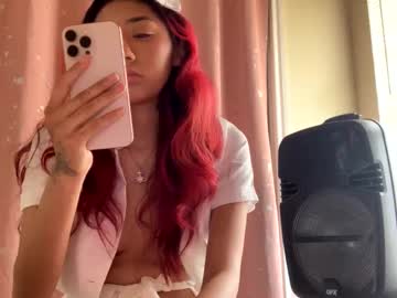 Princessezra Chaturbate stream image from April 25, 2025