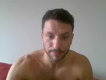 Chinaychino5 Chaturbate stream image from April 25, 2025