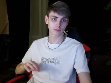 Danny_Fox888 Chaturbate stream image from April 25, 2025