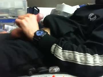 Lukimcz258151 Chaturbate stream image from April 25, 2025