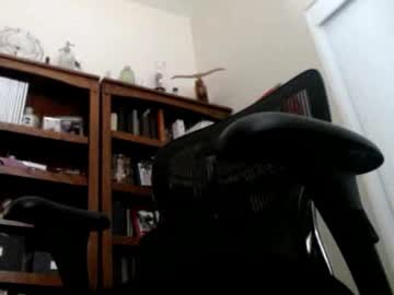 Pem1650 Chaturbate stream image from April 25, 2025