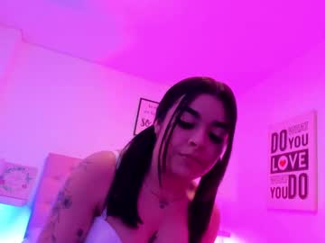 Sofyy_Honey Chaturbate stream image from April 25, 2025