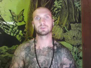Anotnio95 Chaturbate stream image from April 25, 2025