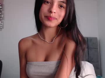 Bella_Musee Chaturbate stream image from April 25, 2025