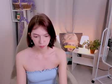 Esishine Chaturbate stream image from April 25, 2025