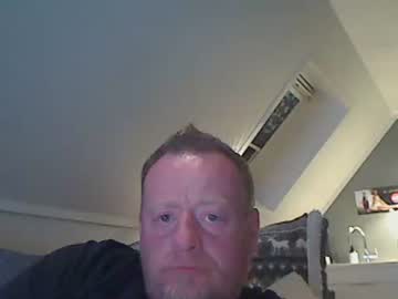 Runepetter Chaturbate stream image from April 25, 2025