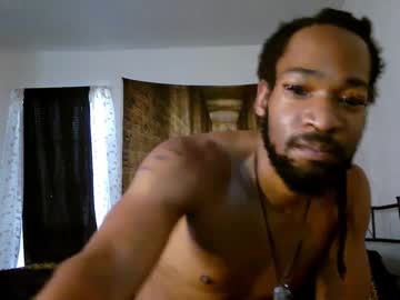 Deqelong Chaturbate stream image from April 25, 2025