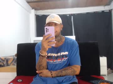 Doglass_Costa Chaturbate stream image from April 26, 2025