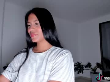 Maragirl Chaturbate stream image from April 26, 2025