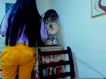 Mariangelaortiz Chaturbate stream image from April 26, 2025