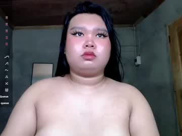 Urpinayslutxxx Chaturbate stream image from April 26, 2025
