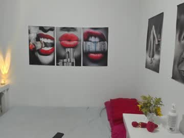 Vanessa_Hernandez_ Chaturbate stream image from April 26, 2025