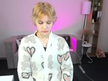 Whitebliss Chaturbate stream image from April 26, 2025