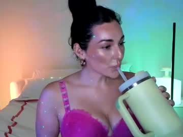 Antoinettebeauty Chaturbate stream image from April 26, 2025