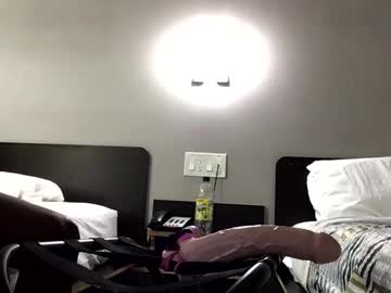 Backshot113 Chaturbate stream image from April 26, 2025