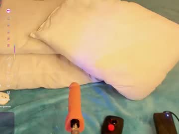Chantall_Valkoba Chaturbate stream image from April 26, 2025
