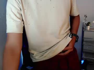 Tisoy101 Chaturbate stream image from April 26, 2025