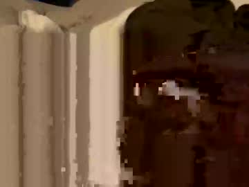 Anowi77 Chaturbate stream image from April 26, 2025