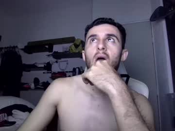 Senitzzu Chaturbate stream image from April 26, 2025