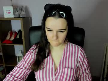 Katedesire Chaturbate stream image from April 26, 2025