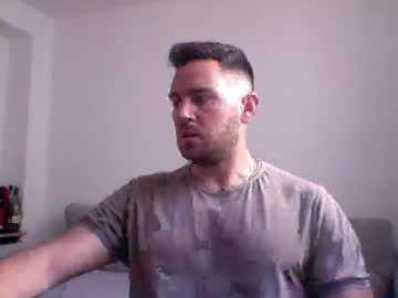 A3cuadros Chaturbate stream image from April 26, 2025
