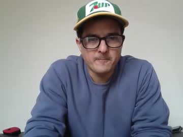 Jhwozy Chaturbate stream image from April 26, 2025