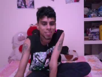 Smoker00teddybear Chaturbate stream image from April 26, 2025