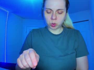 Winter_Miracle Chaturbate stream image from April 26, 2025
