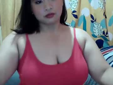 Huggable_Maria Chaturbate stream image from April 26, 2025