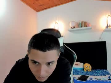 Shyboy69_ Chaturbate stream image from April 26, 2025
