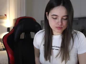_Whoareu_ Chaturbate stream image from April 26, 2025