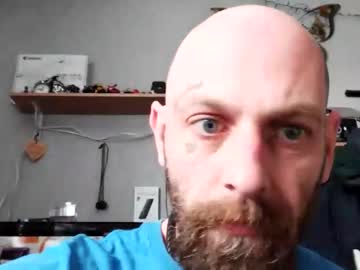 Hardnhorny198 Chaturbate stream image from April 26, 2025