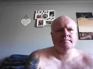 Kdus44 Chaturbate stream image from April 26, 2025