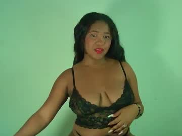 Lilithathenea Chaturbate stream image from April 26, 2025