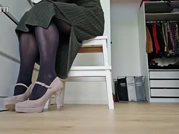 Pantyhose_Ggggg Chaturbate stream image from April 26, 2025