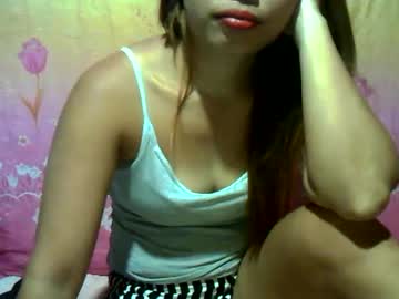 Sweet_Nina4uxx Chaturbate stream image from April 26, 2025