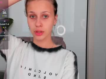 Diaaan01 Chaturbate stream image from April 26, 2025