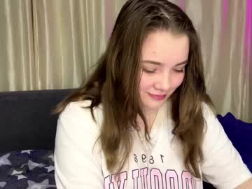 Dorydreamer Chaturbate stream image from April 26, 2025
