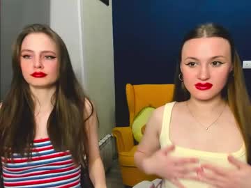 Sweet_Peax Chaturbate stream image from April 26, 2025