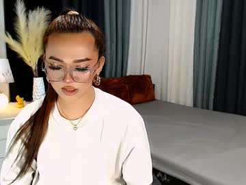 Thalia_Ghrey Chaturbate stream image from April 26, 2025