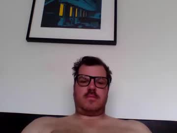 Heartofadog604 Chaturbate stream image from April 26, 2025