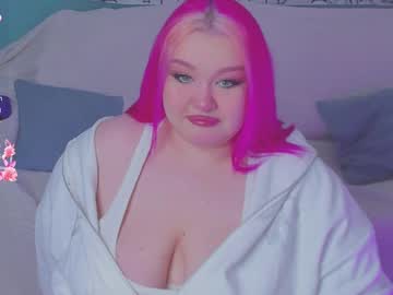 Lilybelll Chaturbate stream image from April 26, 2025