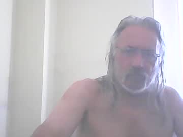 Seantheflyer Chaturbate stream image from April 26, 2025