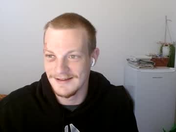 Gmangmam Chaturbate stream image from April 26, 2025