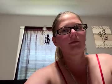 Jadeluv Chaturbate stream image from April 26, 2025