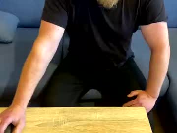 Kubadelo Chaturbate stream image from April 26, 2025