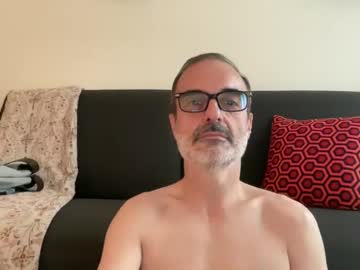 Maxbow Chaturbate stream image from April 26, 2025