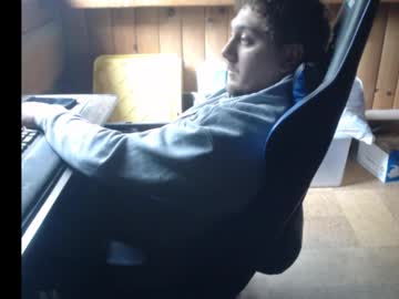 Therealbigcheese0695 Chaturbate stream image from April 26, 2025
